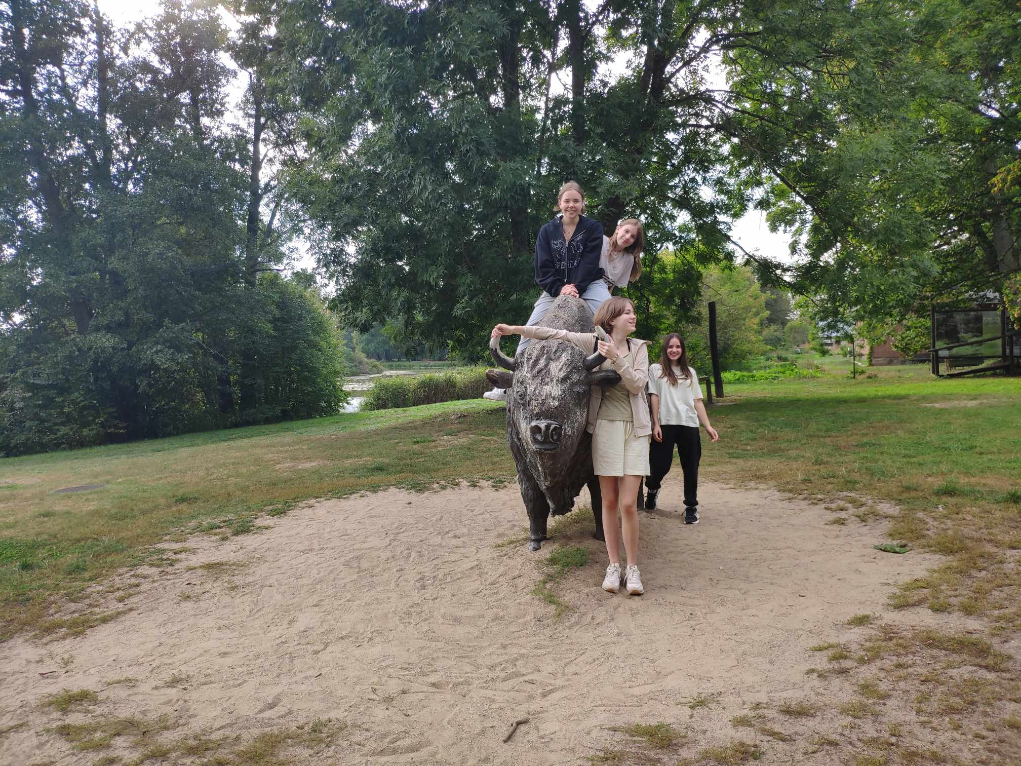 378261021 699510461611713 6376090934583638031 n